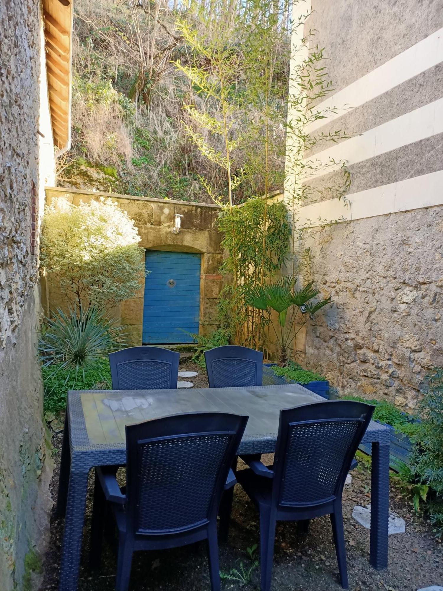 Gite Avec Vue Sur L'Indre Artannes-sur-Indre Exterior photo